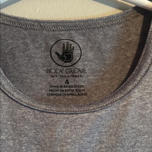 Body Glove Gray T-Shirt with Colorful Butterflies - Picture 2 of 4